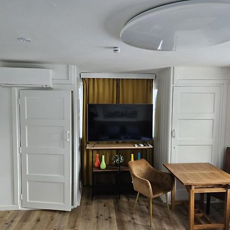 Bommelsteijn Lodge Dordrecht Esterno foto