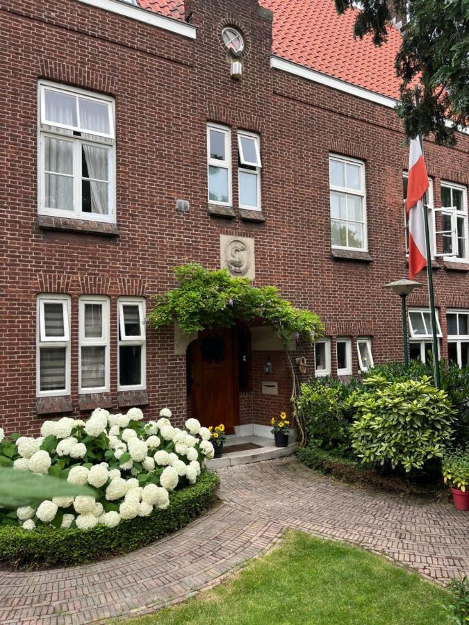 Bommelsteijn Lodge Dordrecht Esterno foto